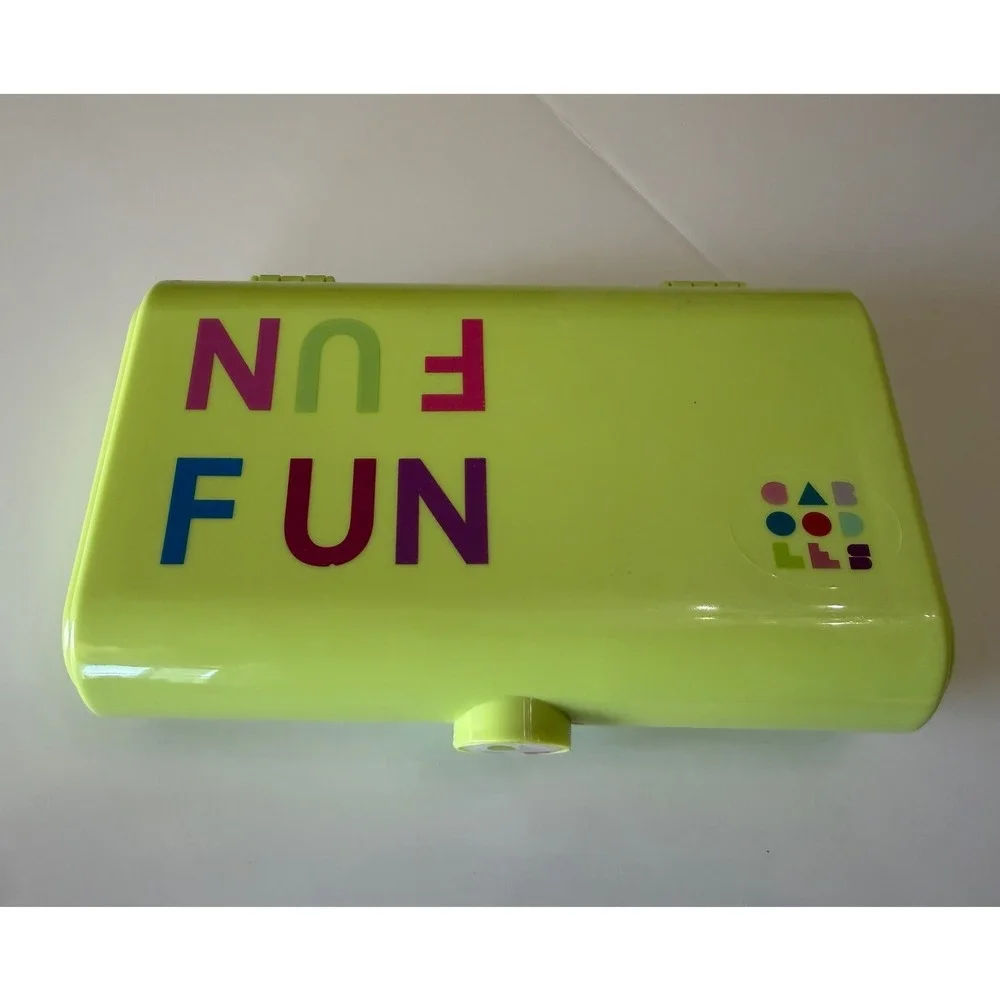Caboodles FUN Neon Lime Green Makeup Cosmetic  Case Organizer Mirror Model 5606